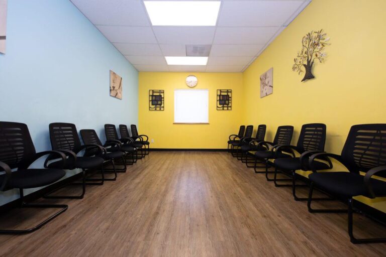 About Royal Life Centers