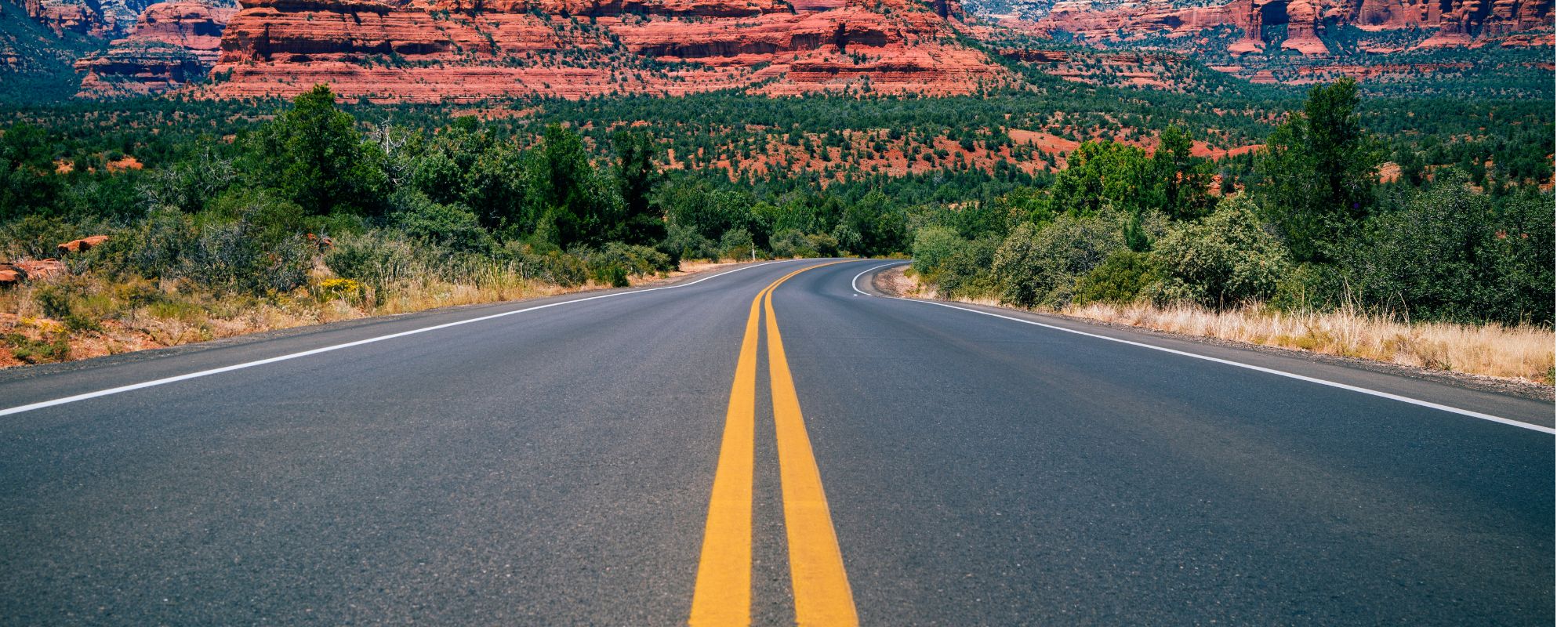 How to Choose Between Local Alcohol Rehab and Traveling for Treatment